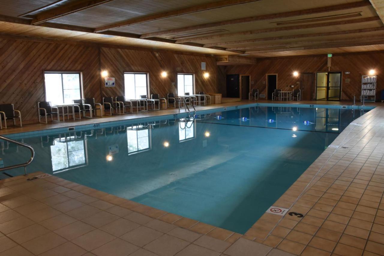 Woodside Dells Hotel & Suites ウィスコンシン デルズ エクステリア 写真