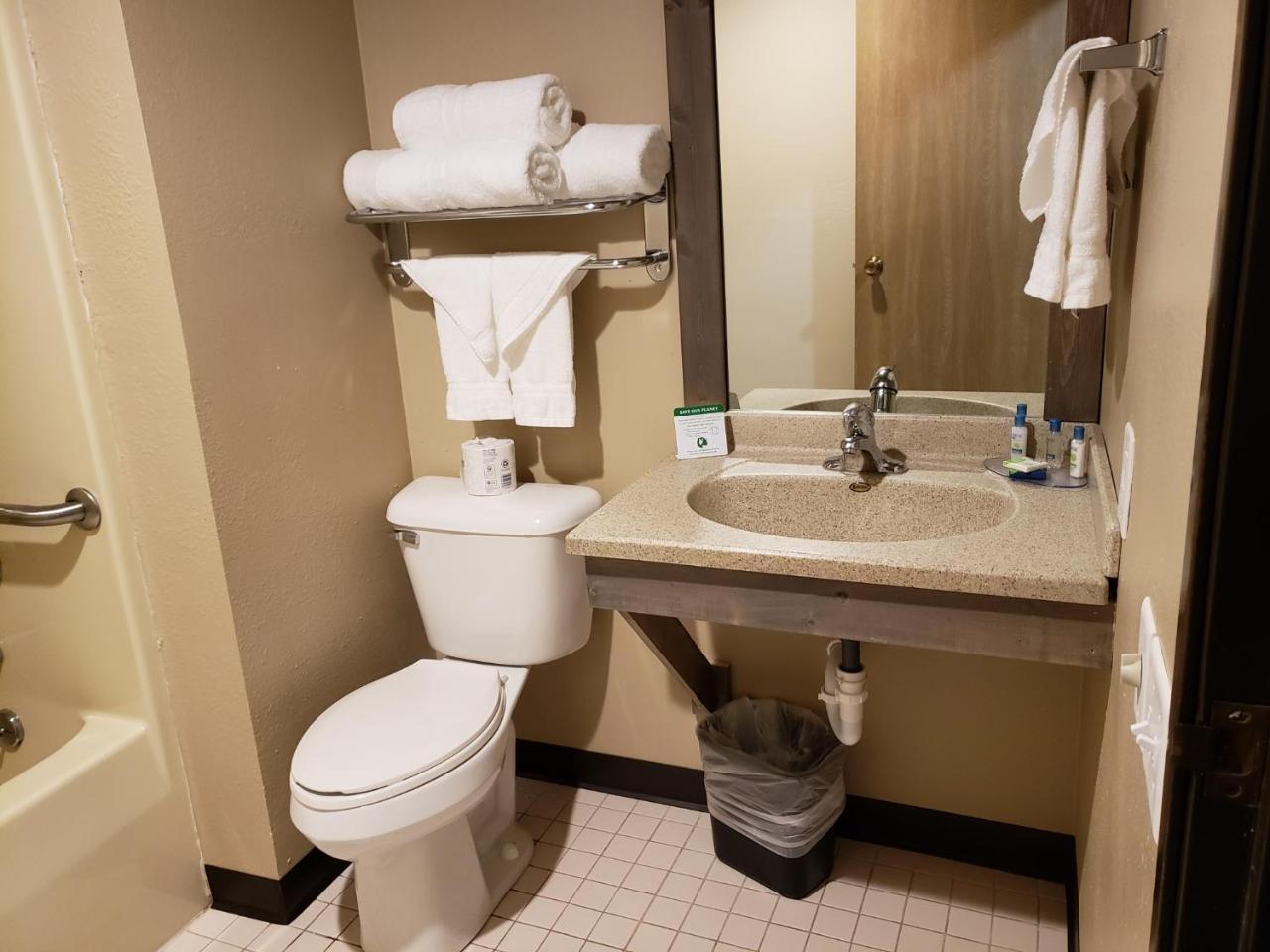Woodside Dells Hotel & Suites ウィスコンシン デルズ エクステリア 写真