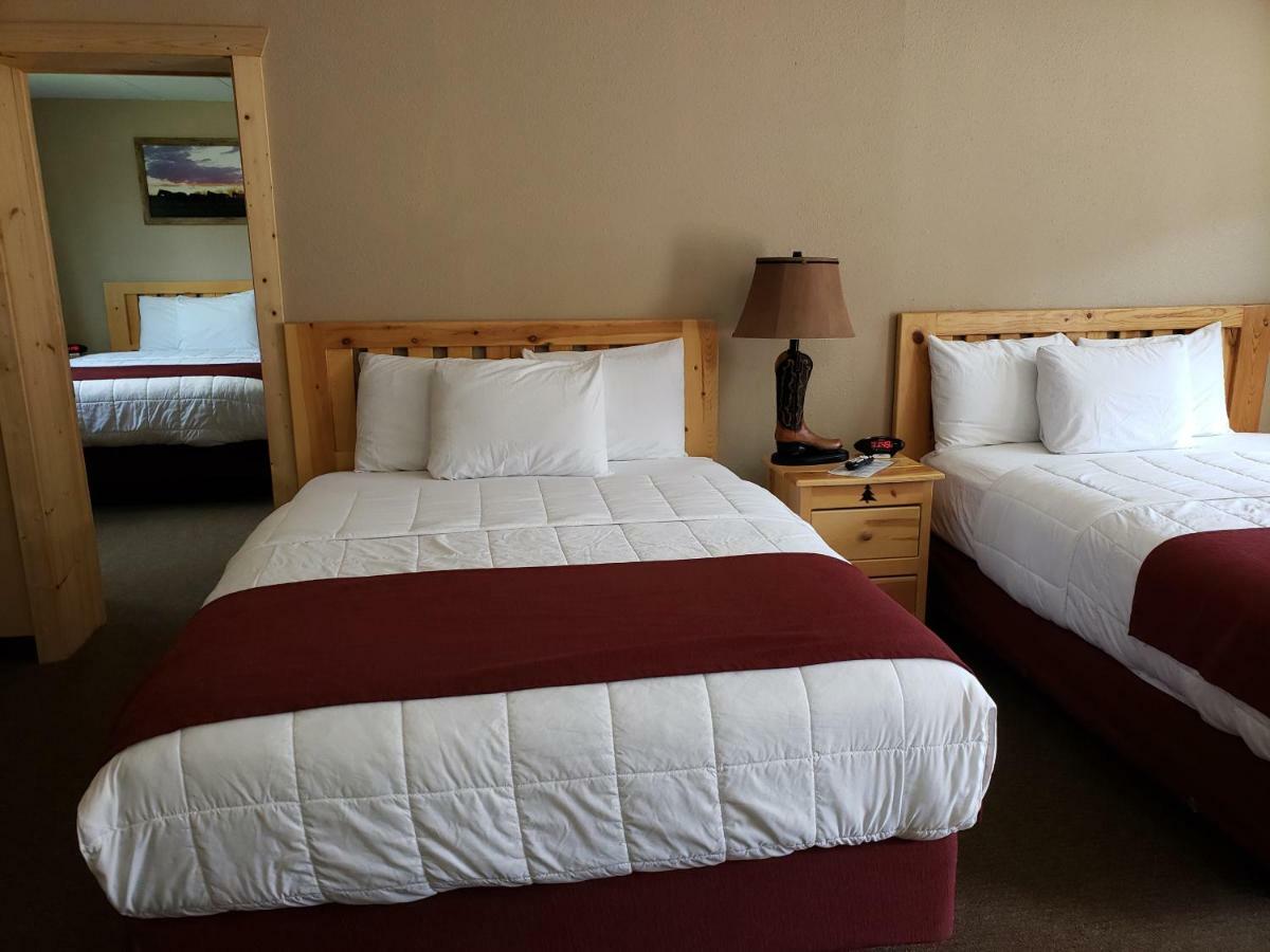 Woodside Dells Hotel & Suites ウィスコンシン デルズ エクステリア 写真