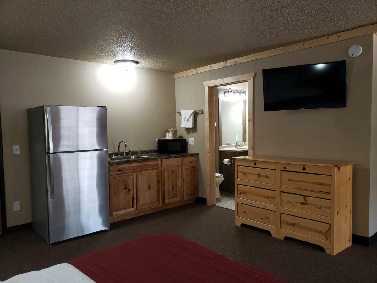 Woodside Dells Hotel & Suites ウィスコンシン デルズ エクステリア 写真