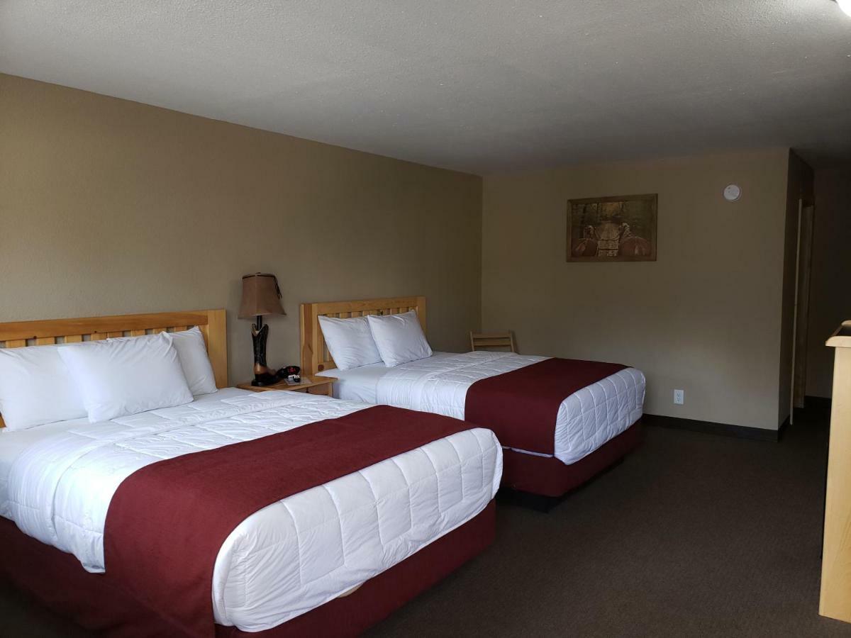 Woodside Dells Hotel & Suites ウィスコンシン デルズ エクステリア 写真